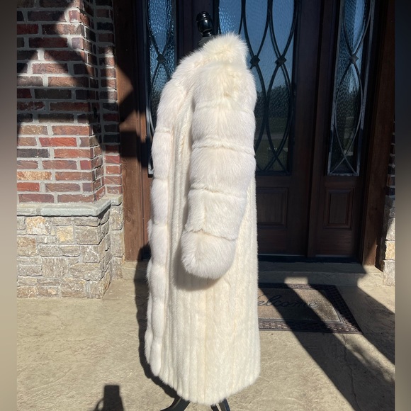 SOLD - Picture 6 of 13